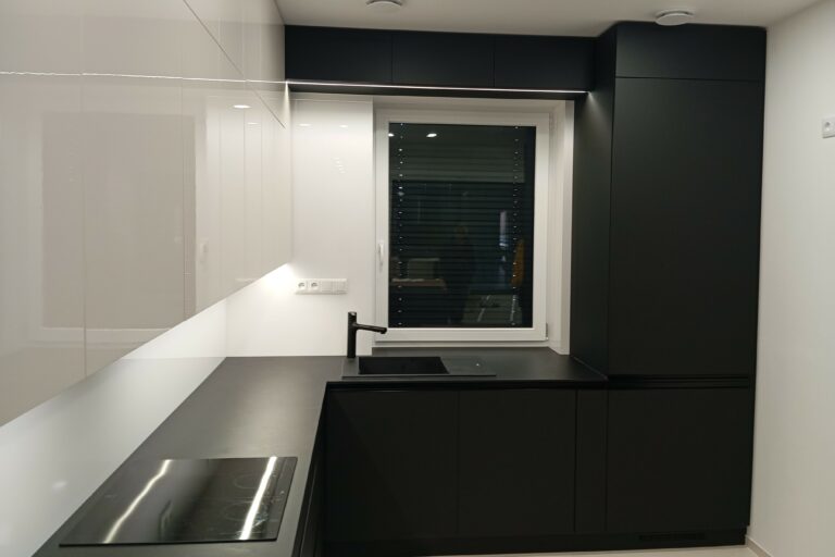 Skleněný obklad Diamant lesk